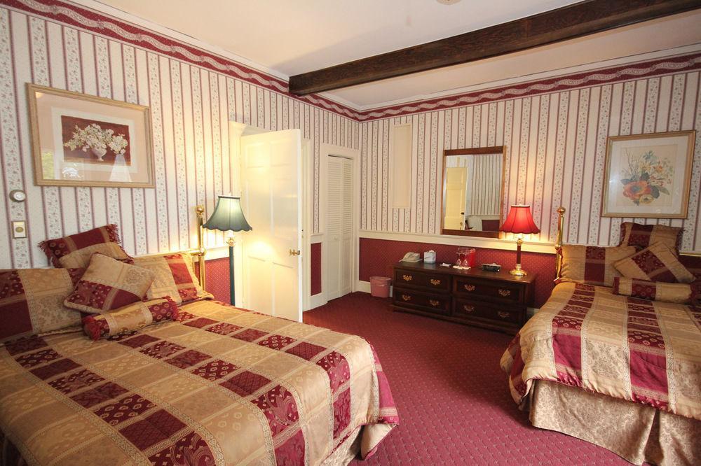 Tara Manor Inn St. Andrews By The Sea Экстерьер фото