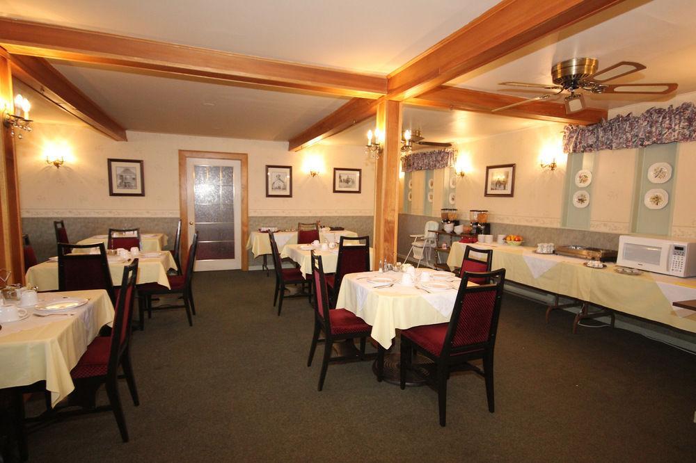 Tara Manor Inn St. Andrews By The Sea Экстерьер фото