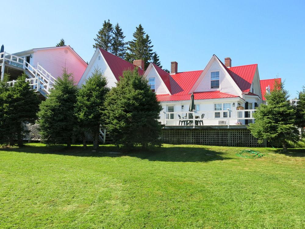 Tara Manor Inn St. Andrews By The Sea Экстерьер фото