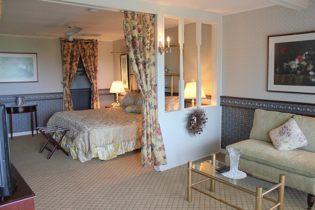 Tara Manor Inn St. Andrews By The Sea Экстерьер фото