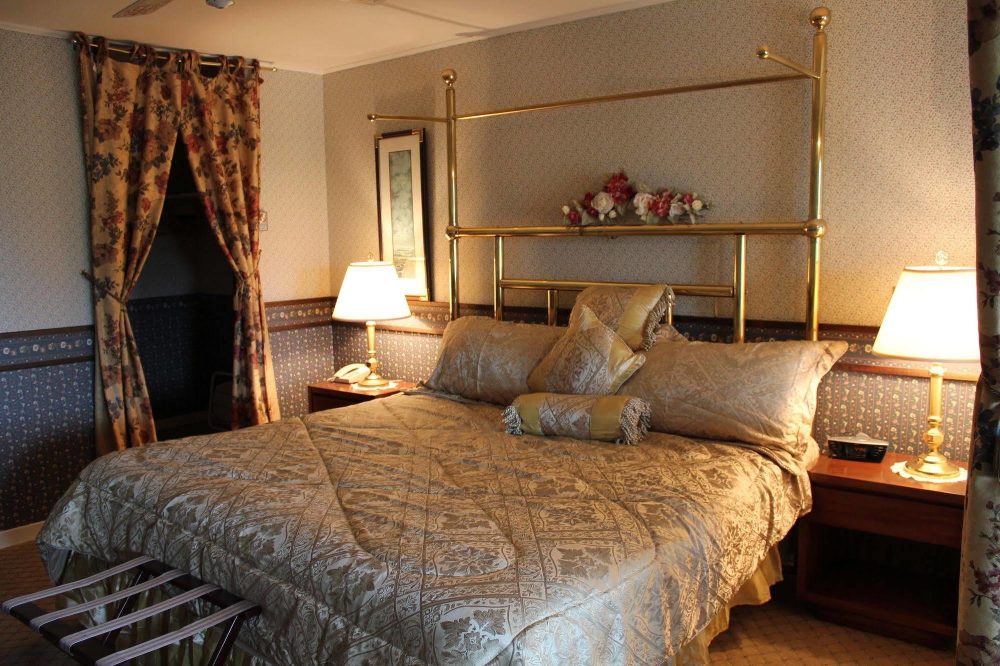 Tara Manor Inn St. Andrews By The Sea Экстерьер фото