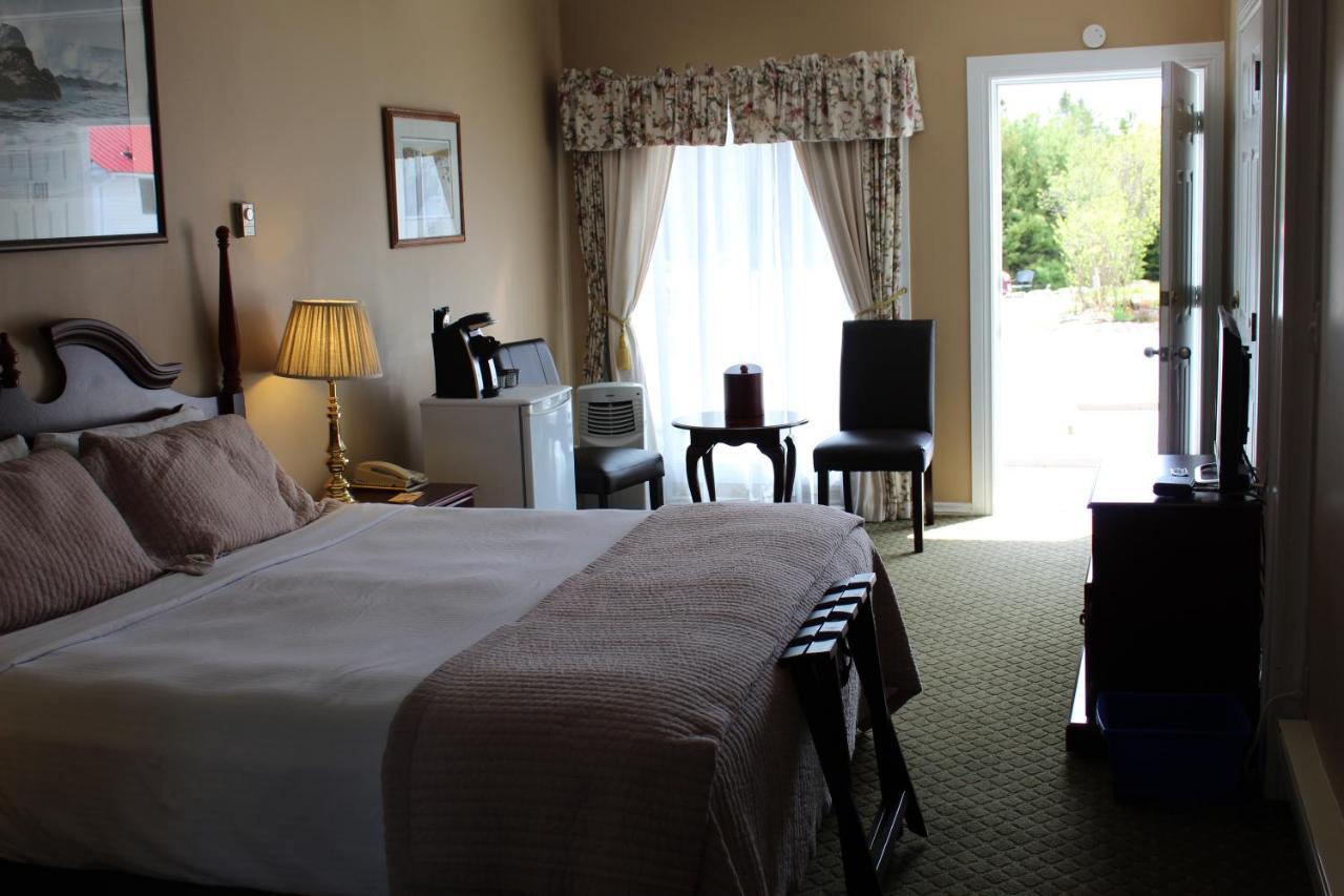 Tara Manor Inn St. Andrews By The Sea Экстерьер фото