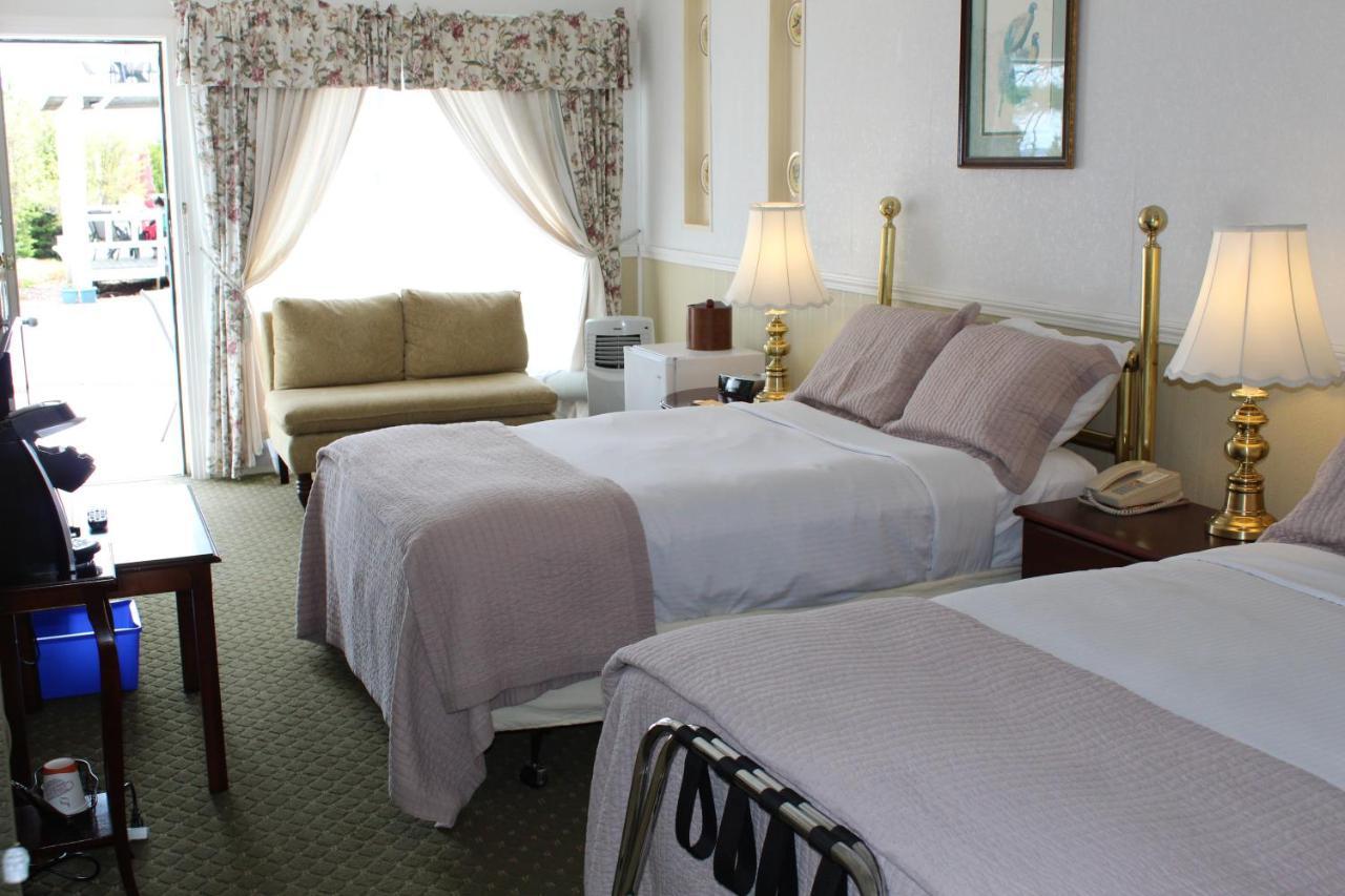 Tara Manor Inn St. Andrews By The Sea Экстерьер фото